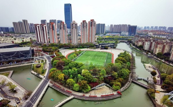 配资开户行情 报告建议城市开放更多公共绿地空间，展现绿地健康效益